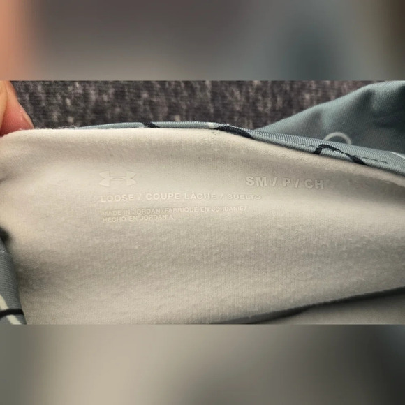 Under Armour ColdWeather Funnel Neck Camo Green Womens - Picture 5 of 6